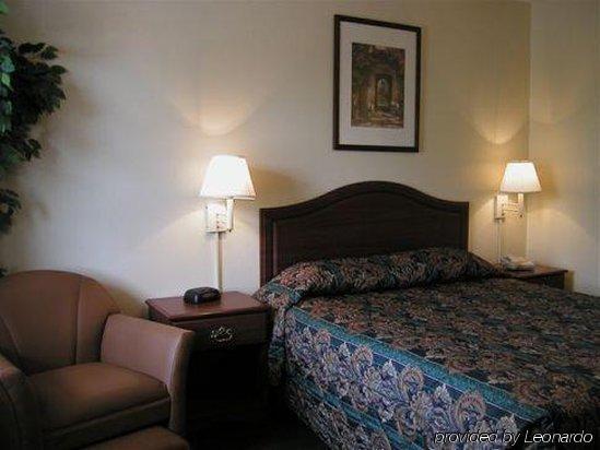 Intown Suites Extended Stay Dallas Tx - การ์แลนด์ ห้อง รูปภาพ